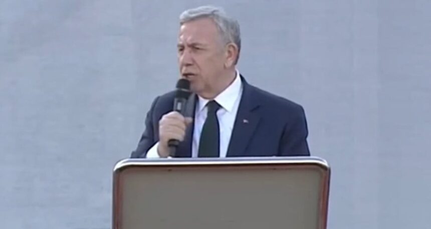 Mansur Yavaş, saat vererek gençlere çağrı yaptı