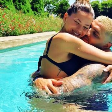 Mauro Icardi, China Suarez ile evinin havuzunda aşk perçinledi
