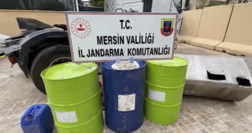 Mersin’de yüzlerce kilo sıvı metamfetamin ele geçirildi