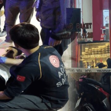 Motosikletli saldırgan, iş yeri sahibini vurup kaçtı