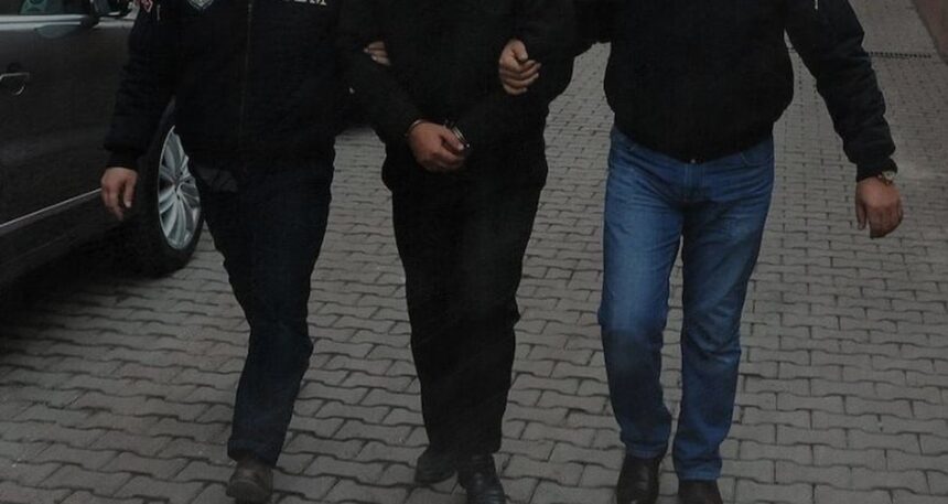 “Oğlunum” diye kandırdı, 400 bin lirayı cebine attı