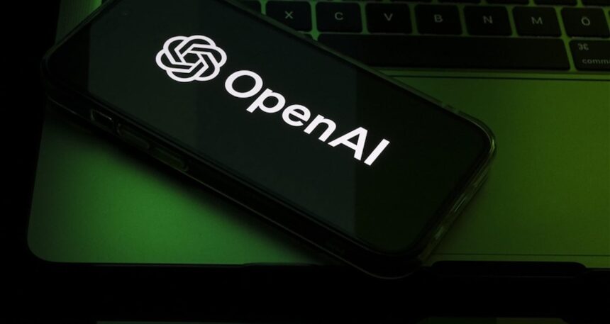 OpenAI’dan dudak uçuklatan satın alma: Akıllı telefonlara rakip cihaz geliyor