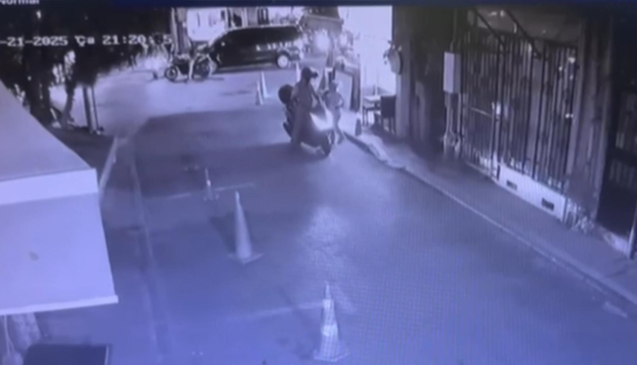 Ortaköy'de dehşet: Kızını rahatsız eden çocuğun babasını bıçakladı!