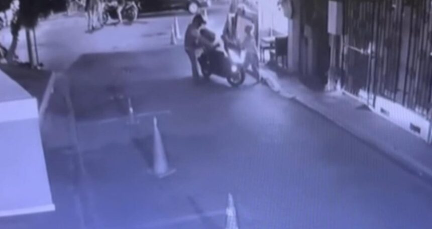 Ortaköy’de dehşet: Kızını rahatsız eden çocuğun babasını bıçakladı!