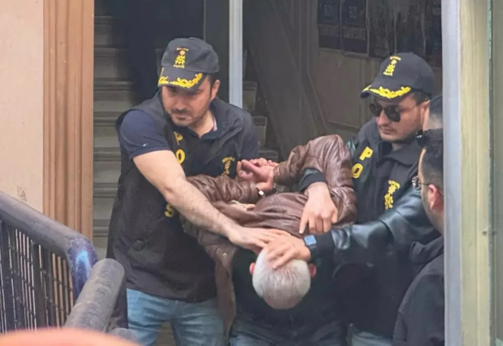 Özel'e saldıran saldırganın yeni görüntüleri ortaya çıktı! Dikkat çeken detay