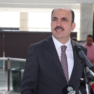 Özgür Özel faturaları sorduğu başkandan yanıt: Vatandaştan tepki gecikmedi