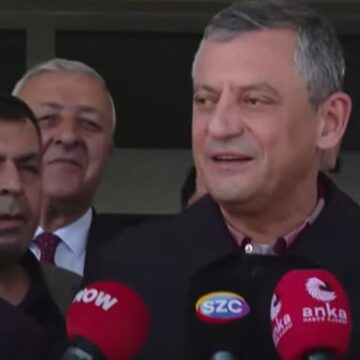 Özgür Özel saat 12.00’yi işaret etti: ‘Önemli mesajlarımız olacak’