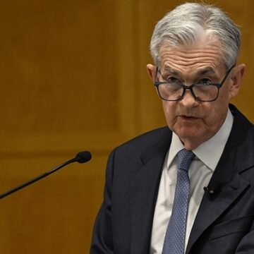 Powell’dan dikkat çeken açıklama: Kapsayıcı politika belirleme sürecindeyiz