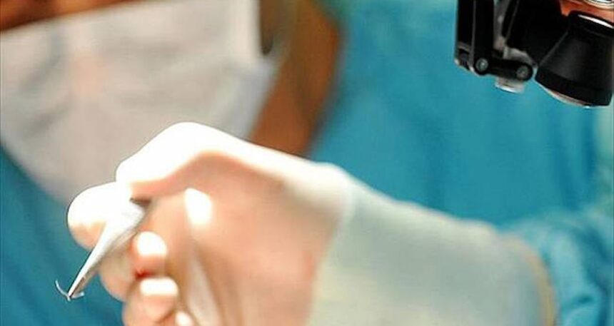 Profesör ile sekreterinin bıçak parası aldığı ortaya çıktı! Rüşvet ajandasıyla yakalandılar
