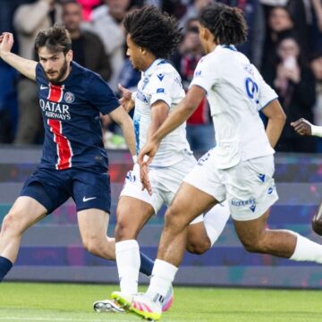 Şampiyon PSG ikinci yarı açıldı