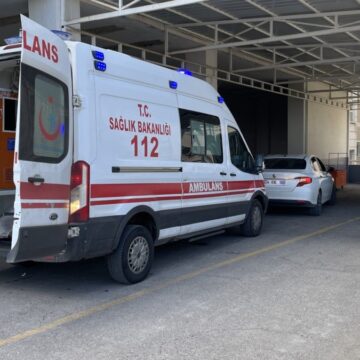 sanliurfada-alacak-verecek-kavgasinda-kan-akti-1i-agir-2-yarali-1sS4wXCp.jpg Şanlıurfa’da alacak verecek kavgasında kan aktı! 1’i ağır 2 yaralı