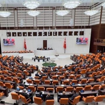 Saray’a yakın kalemden dikkat çeken istifa kulisi