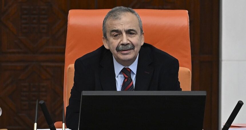 Sırrı Süreyya Önder’in vasiyeti açıklandı