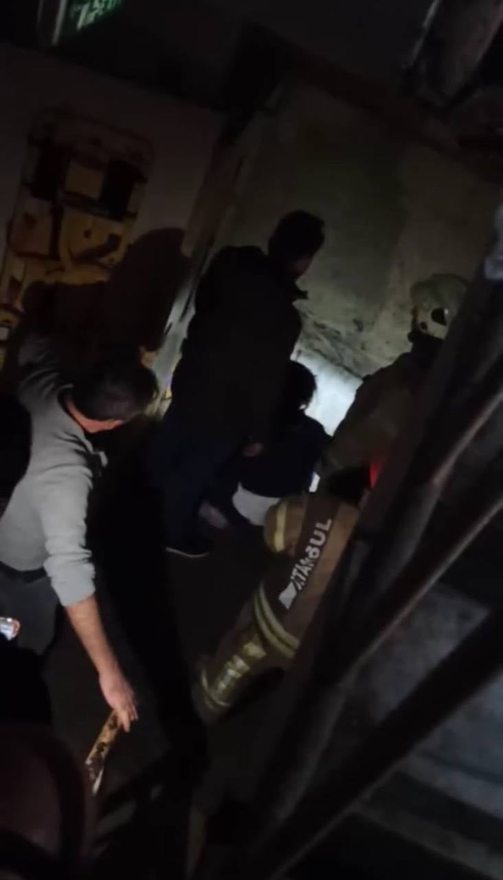 Sultangazi’de asansör boşluğuna düşen kişi hayatını kaybetti