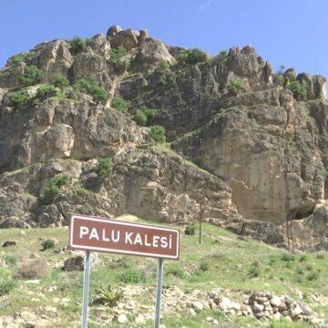 Tarihi Palu Kalesi’nde arkeolojik kazılar başladı
