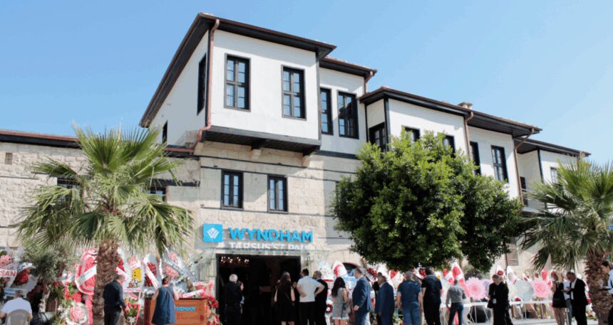 Tarsus’ta 17 tarihi konak, 5 yıldızlı otele dönüştü