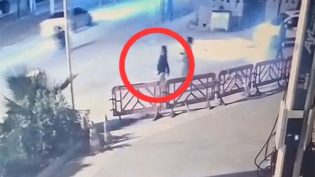 Tartıştığı eski kocasını sokak ortasında ayağından vurdu