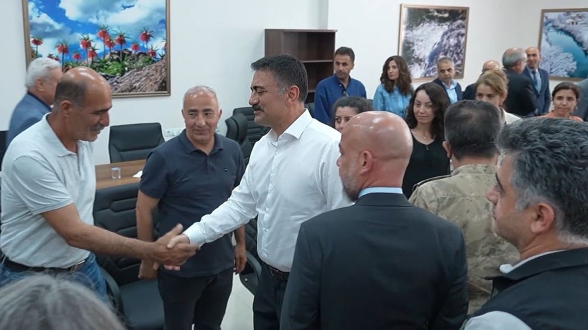 Terörist anmasına izin vermedi, görevden alındı: Vali Bülent Tekbıyıkoğlu ilk kez konuştu