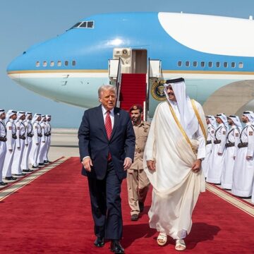 Trump, Katar’a gitti, 200 milyar dolarlık tarihi anlaşma imzalandı