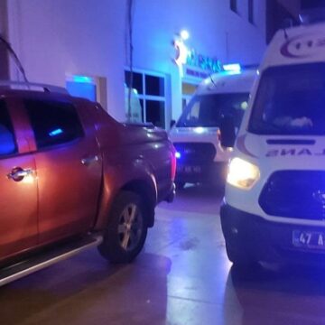 Tüfekle oynayan çocuk kendini vurdu