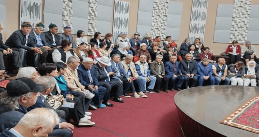Türk dünyası edebiyatçı elçileri, Kazakistan’da buluştu