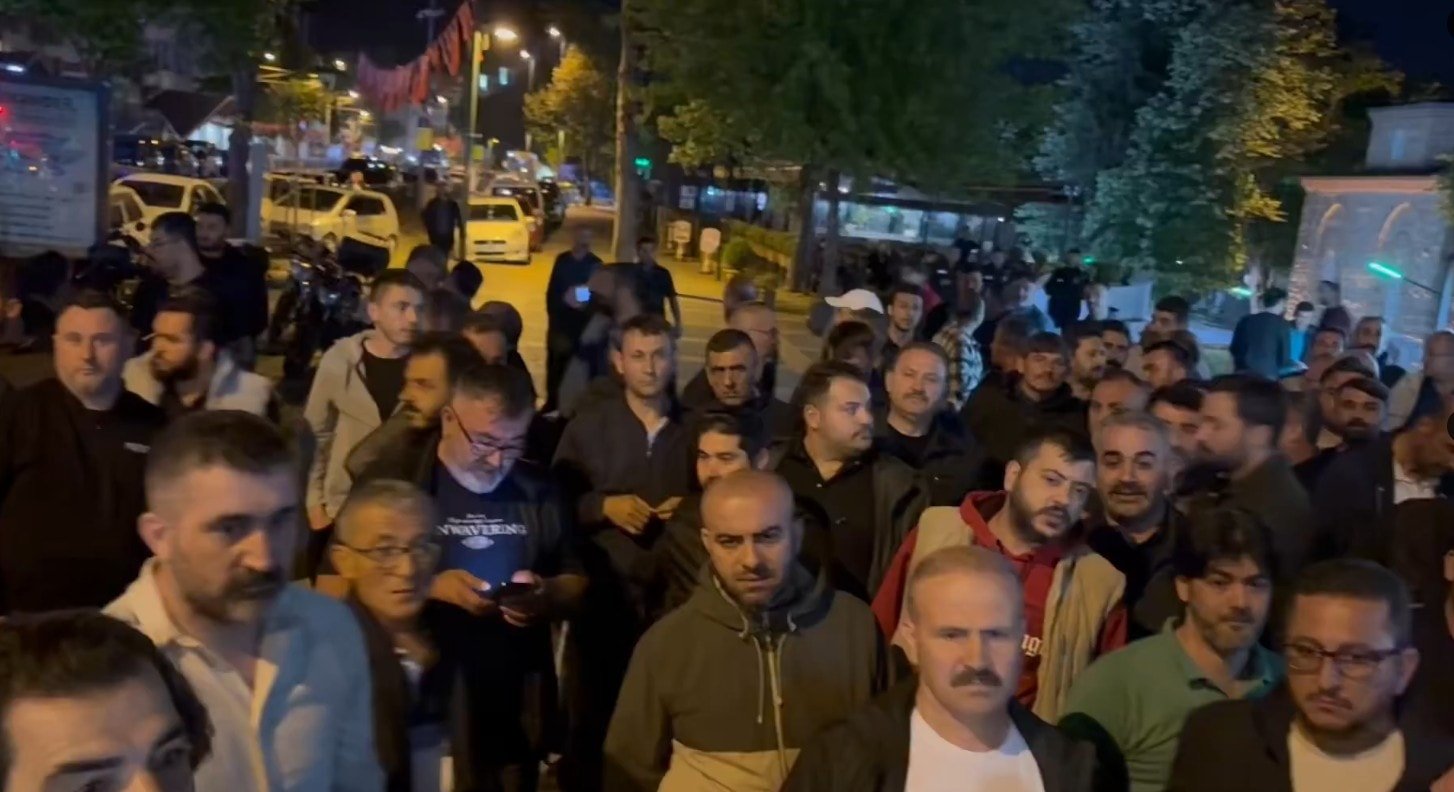 Üç bin kişinin kabul etmeyip greve gittiği teklifi başkan açıkladı: En düşük maaş 56 bin 637 lira