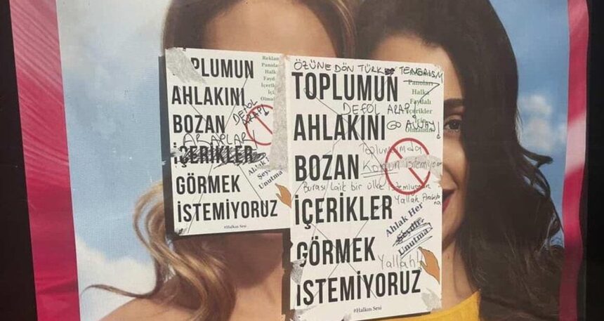 Ümraniye’de çirkin olay! Gülen kadın fotoğrafını sansürlediler! Toplum ahlakı bozuluyormuş