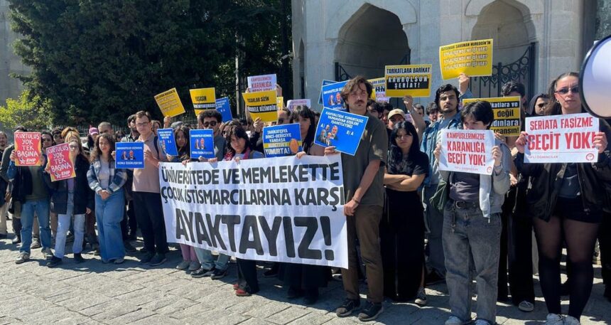 Üniversite öğrencilerinden Boğaziçi’ne destek