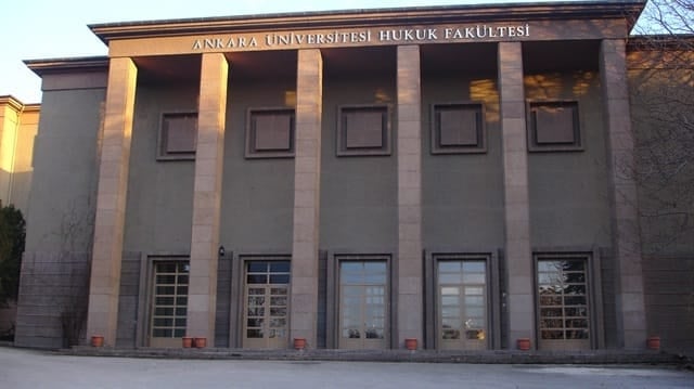 Zirvede sıralama değişti! İşte Türkiye'nin en iyi üniversiteleri