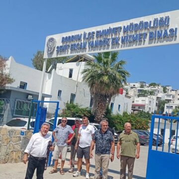 1 Mayıs kutlamasındaki pankartlar nedeniyle 3 kişi ifadeye çağrıldı