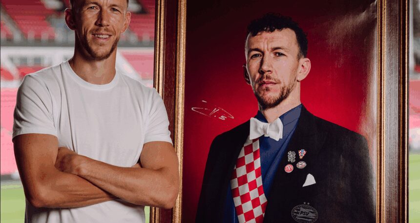 36 yaşındaki yıldız, PSV ile sözleşme uzattı