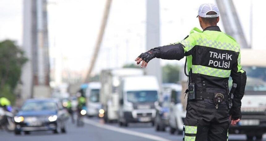 4 saatte 1 milyon lira trafik cezası kesildi