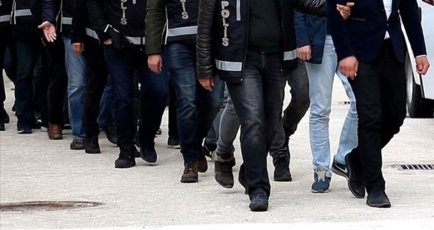6 ilde FETÖ operasyonu: 27 şüpheli tutuklandı