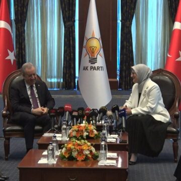 AKP ve MHP heyeti bayramlaşmasında Özel’i hedef aldılar
