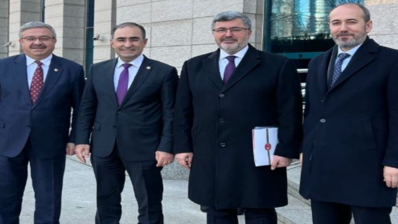 AKP’den vekil olamadı ama müdürlük koltuğunu kaptı