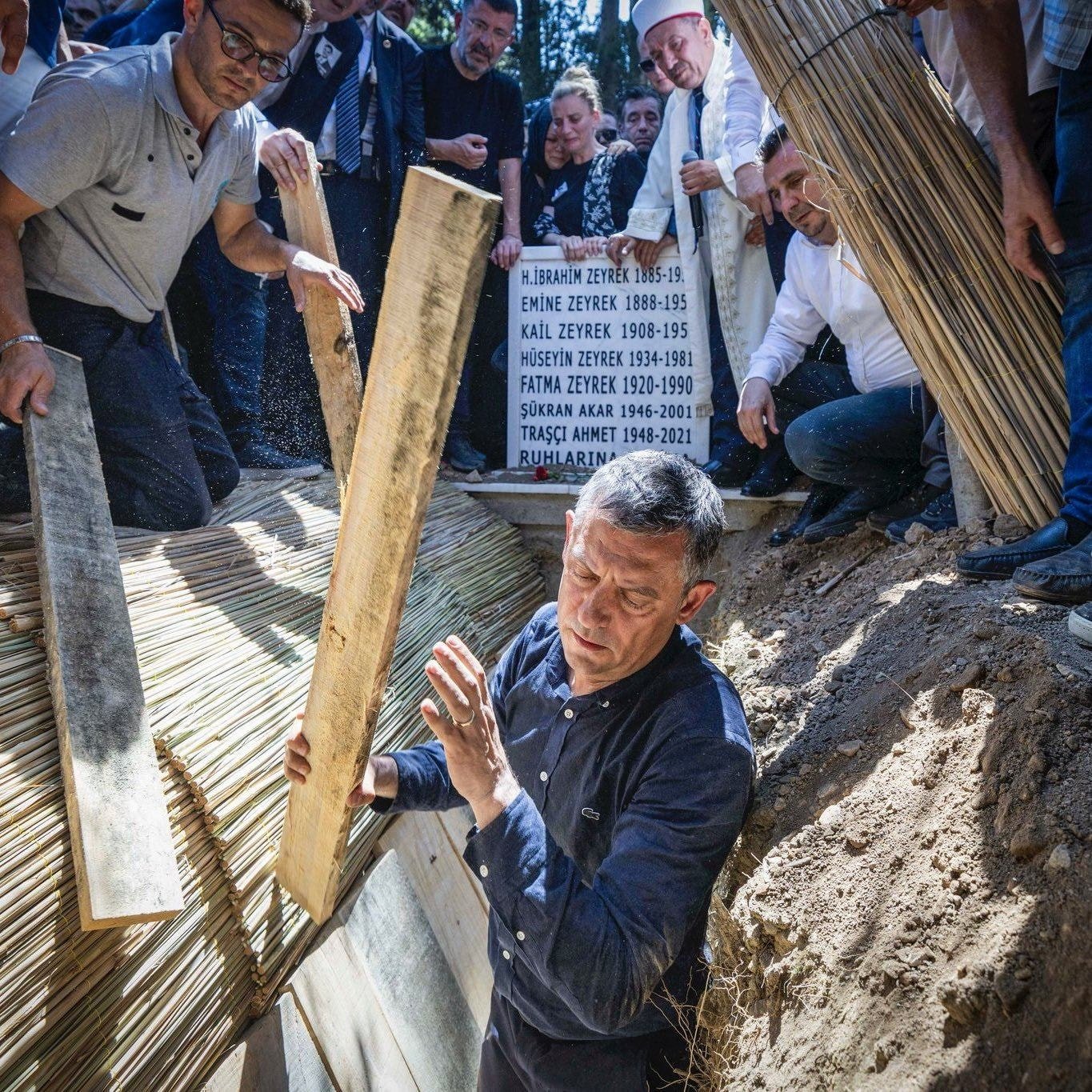 AKP'li isimden Özgür Özel'e övgü dolu sözler
