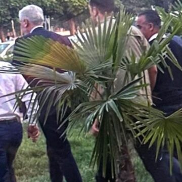 AKP’li vekil rüşvetçiyle buluştu, il başkanı terk etti
