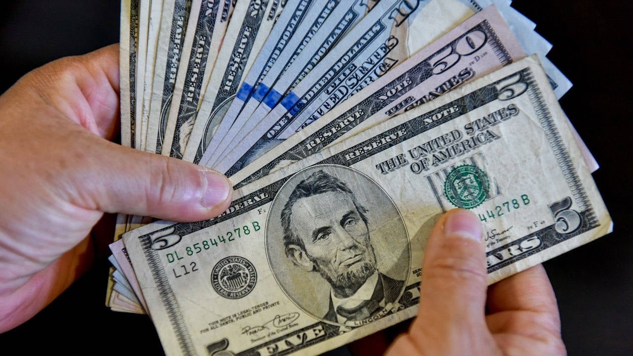 Alman devi yıl sonu dolar tahminini açıkladı! 6 lira birden