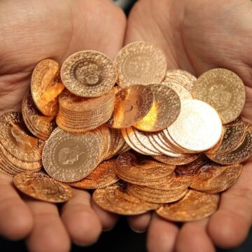Altın fiyatları yükselişte: Gram ve çeyrek altında yeni zirveler