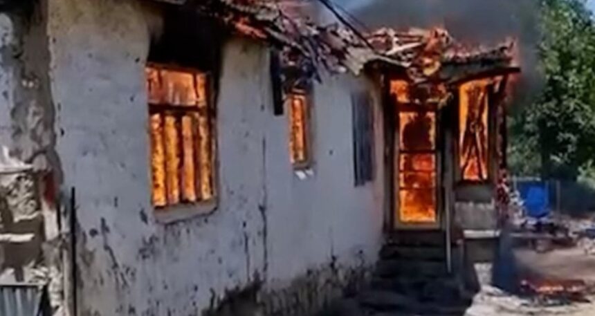 Amasya’da müstakil ev alev alev yandı