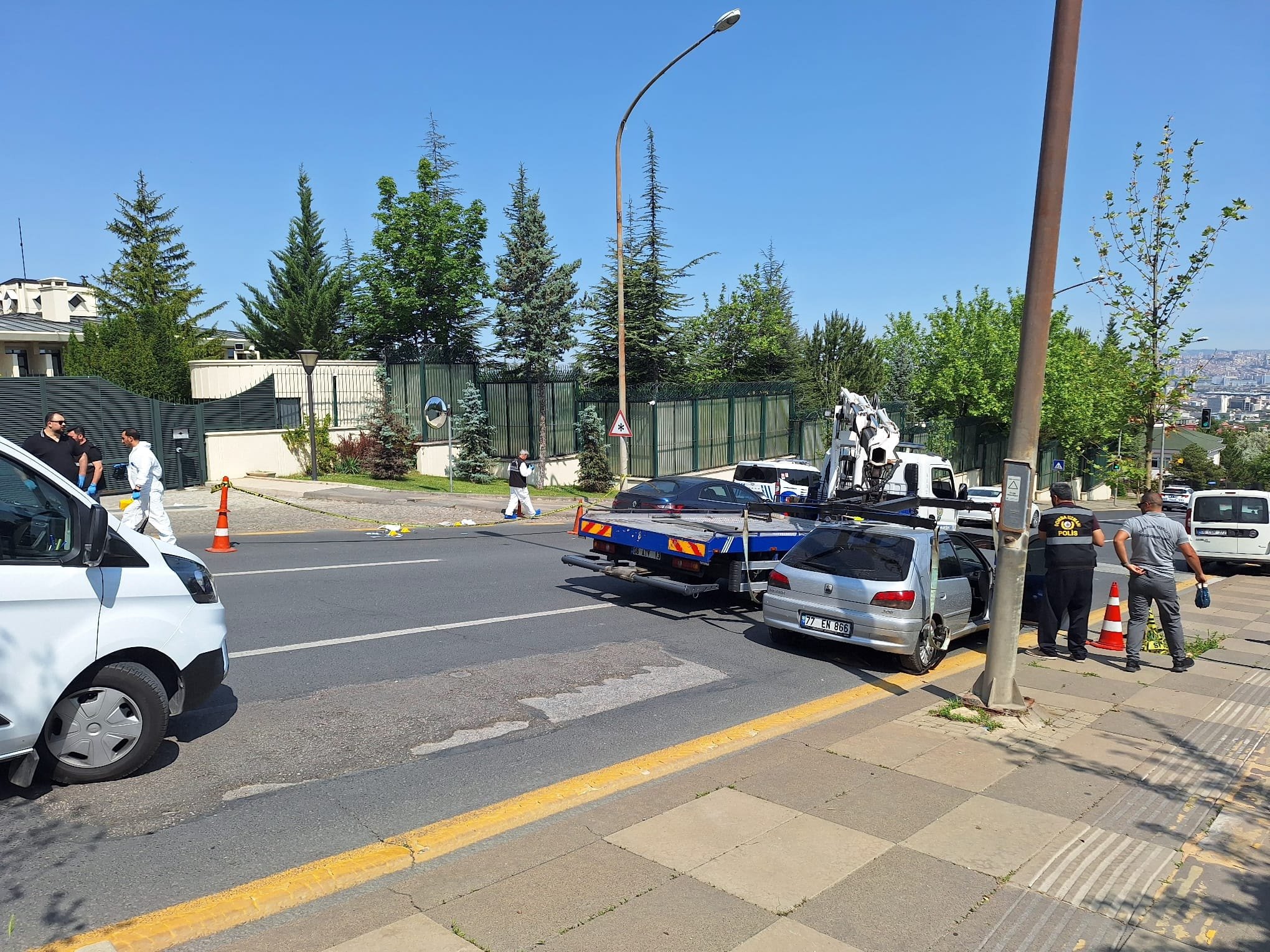 Ankara'da hareketli dakikalar: Emekli polis Dışişleri konutunun önünde ateş açtı!