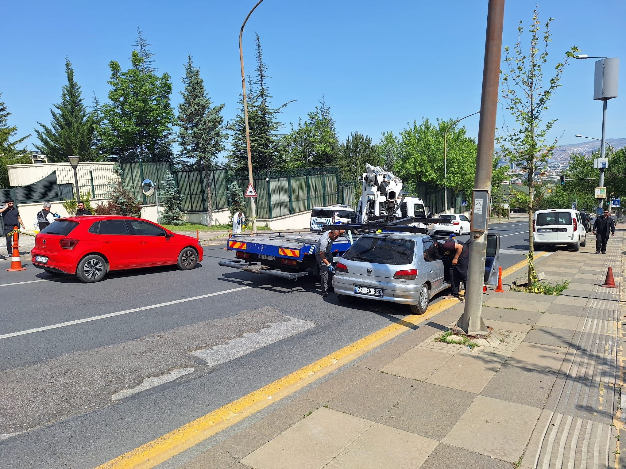 Ankara'da hareketli dakikalar: Emekli polis Dışişleri konutunun önünde ateş açtı!
