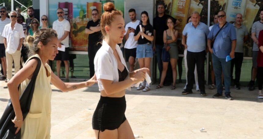 Antalya’da kulağındaki küpeler sınava girmesine engel oldu