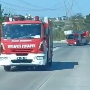 Arnavutköy’de depo yangını