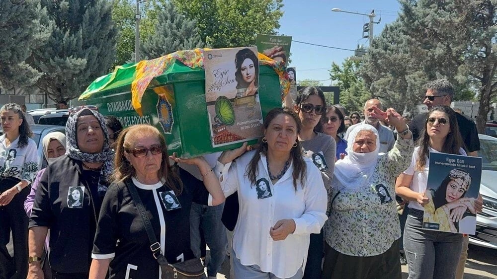 Ayşe Şan'ın vasiyeti 29 yıl sonra yerine getirildi