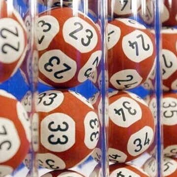 Babasının hediye ettiği piyango biletiyle 780 milyon kazandı