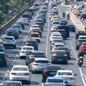 Bakan Yerlikaya: Yorgun ve uykusuz yola çıkmayın