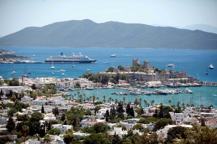 Bayramda tıklım tıklım olacak: Otelcilerden tatilcilere uyarı