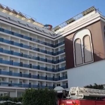 Beş yıldızlı otelde yangın! Müşteriler tahliye edildi