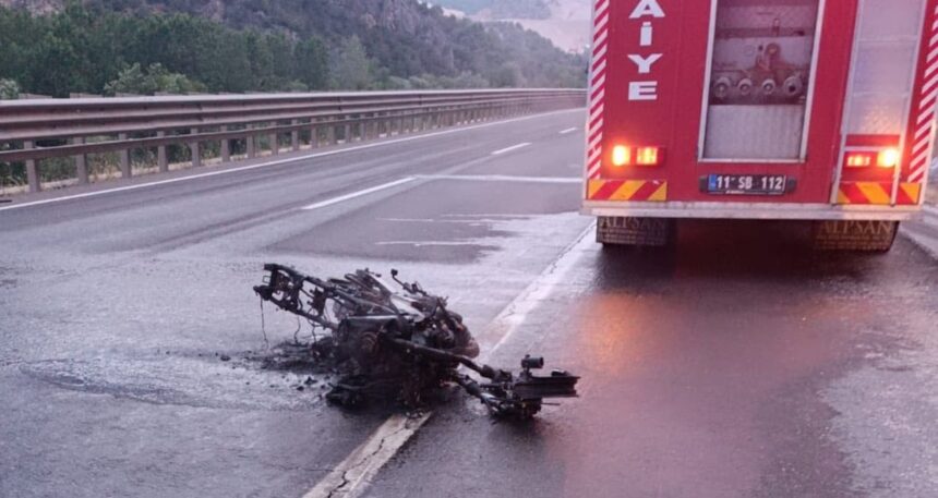 Bilecik- Sakarya sınırında feci kaza: 1 ölü, 5 yaralı